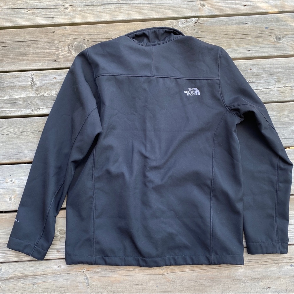 The North Face Softshell Jacket - Picture 6 of 8